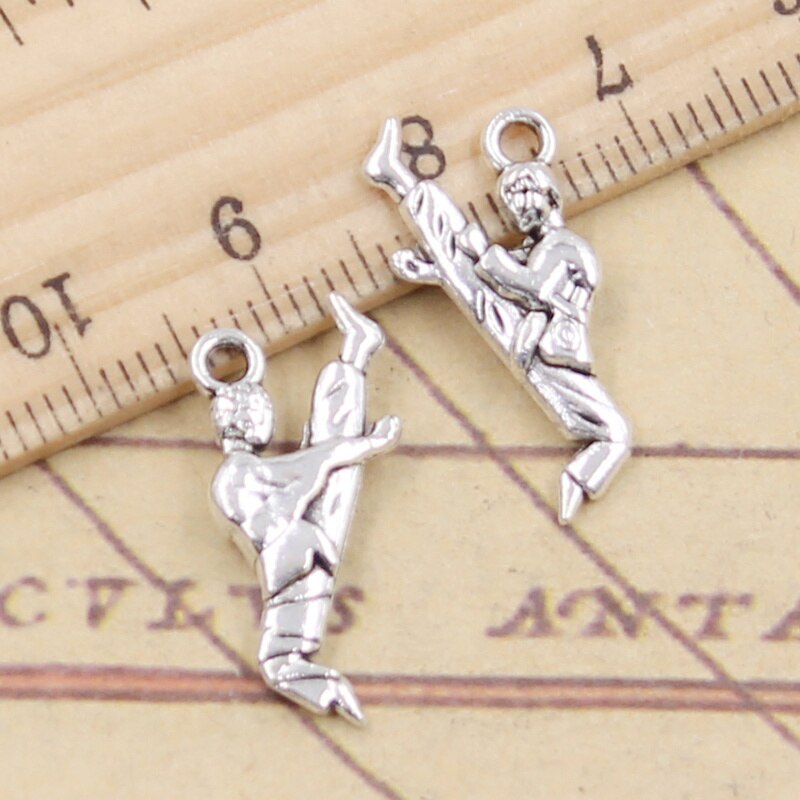 20pcs Charms Kung Fu Hustlesporter Player 22x12mm Tibetan Silver
