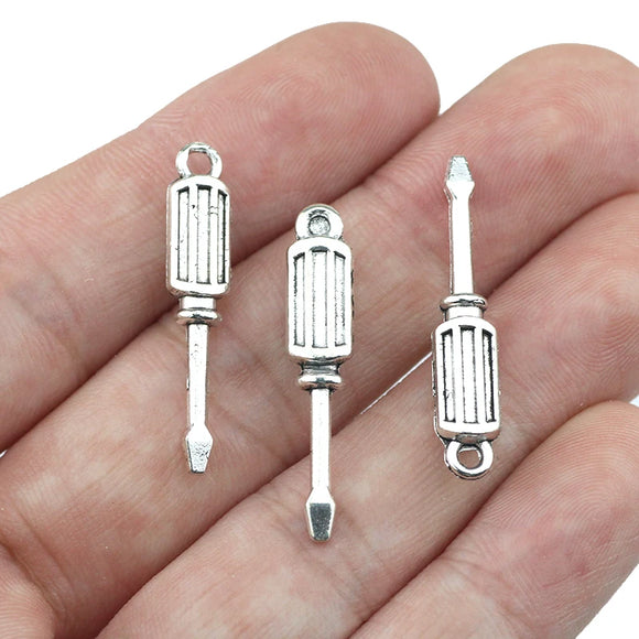 10 Pieces/Lot 31mm*6mm Antique Silver Plated Screw Driver Charm Tools Charms Small Alloy Metal Keychain Charm