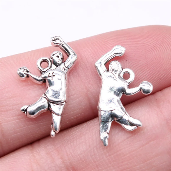 10Pcs /Lot Charms Sporter Volleyball Player 21x12mm Tibetan Silver Color Pendants Antique Jewelry Making DIY Handmade Craft