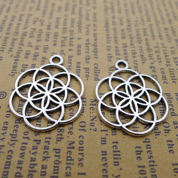 15Pcs 20*26mm Antique Silver Plated Alloy Lucky Chinese Knot Charms Garland Pendant Accessories Charms For Diy Jewelry Making