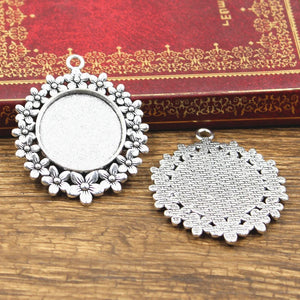 2pcs Fit 25mm Round Flower Glass Cabochon Base Setting Hot Antique Bronze Silver Color Color Pendant Tray For Jewelry DIY Making