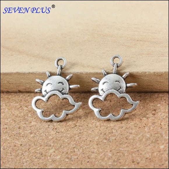 30 Pieces/Lot 21mm*16mm Antique Silver Plated Smiling Sun And Cloud Charms ef4296