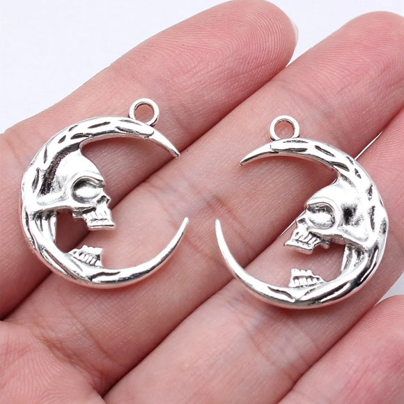 7Pcs/Lot 27*23mm Antique Silver Color Gothic Moon Skull Charms Pendant Designer Charms Fit Jewelry Making DIY Jewelry Findings