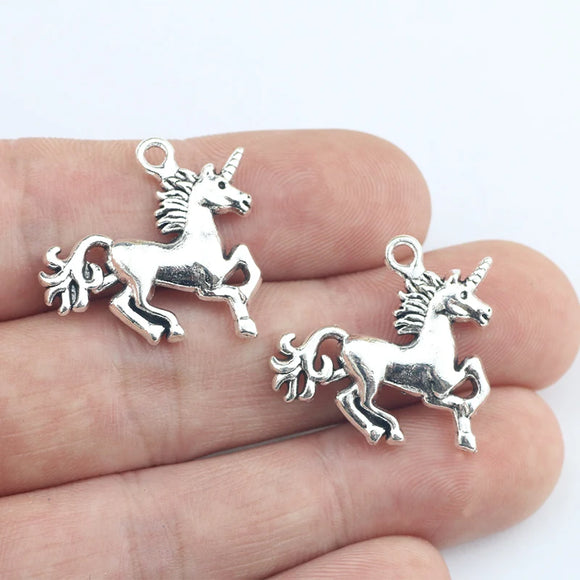 8Pcs 24*27mm Zinc Alloy Cute Unicorn Charms Best Necklace Earring Pendant Accessory Charms For DIY Handcraft Making