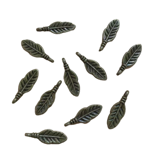 50pcs Tibetan silver feather charms h0608