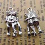 10Pcs 10*23mm Silver Color Love Frog Animal Charms Necklace Earring Pendant Accessory Charms For DIY Jewelry Making