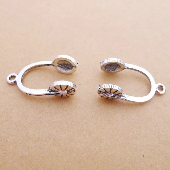 10Pieces 28*15mm Zinc Alloy Antique Silver Color Headset Charms Vintage Keychain Pendant Accessory For DIY Jewelry Making