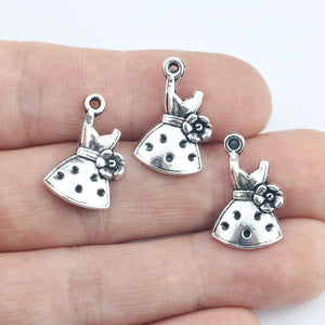 Newest 20Pieces 20*13mm Mixed Alloy Antique Silver Color Pretty Dress Charms Necklace Pendant Accessory For DIY Jewelry Making