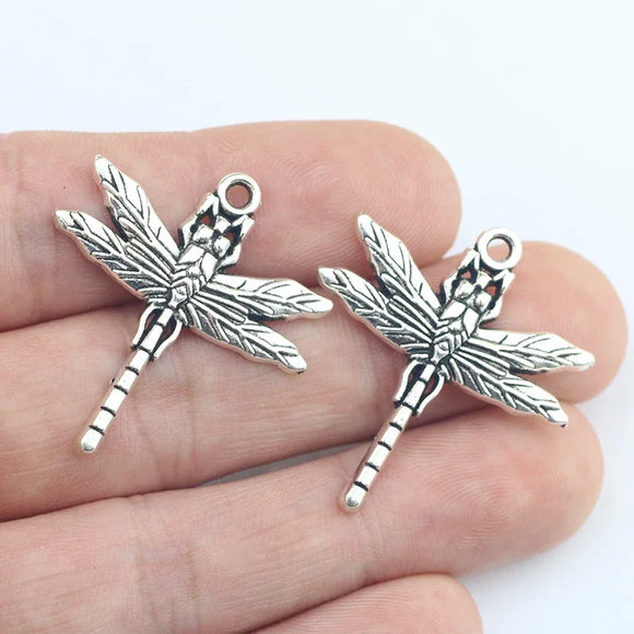 Newest 8Pieces 28*32mm Antique Silver Color Dragonfly Charms Keychain Necklace Pendant Accessory Charms For DIY Jewelry Making