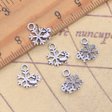 30 Uds. De dijes de nieve, ciervos de Navidad, copos de nieve, 11x10mm, colgantes de Color plata antigua, fabricación de joyería tibetana hecha a mano DIY