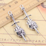 Colgantes de plata tibetana de 49x14mm con forma de Calavera, espada, corazón perforado, fabricación de joyas antiguas, artesanía hecha a mano, 10 piezas