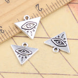 Colgantes de Ojo de Horus en forma de triángulo, colgantes de Color plateado tibetano, fabricación de joyas antiguas, bricolaje, artesanía hecha a mano, 14x16mm, 20 piezas