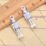10 Uds. De dijes de soldado de nogal, 29x7x5mm, colgantes de Color plata antigua, fabricación de joyería tibetana hecha a mano DIY