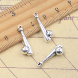 10 Uds. Colgantes de bate de béisbol, 21x8x6mm, colgantes de Color plata antigua, fabricación de joyería tibetana hecha a mano DIY