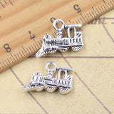 10 Uds. De dijes de tren, locomotora, motor ferroviario, 14x18x5mm, colgantes de Color plata antigua, fabricación de joyería tibetana hecha a mano DIY