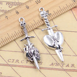 Colgantes de plata tibetana de 49x14mm con forma de Calavera, espada, corazón perforado, fabricación de joyas antiguas, artesanía hecha a mano, 10 piezas