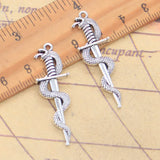 20 piezas dijes espada de serpiente 39x13mm colgantes de Color plata antigua para hacer joyería tibetana hecha a mano DIY