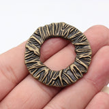 2pcs 41x40mm 2 Colors Antique Bronze Color Antique Silver Color Artistic Wave-Patterned Pleated Circle Pendant Connector