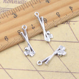 30 Uds. De dijes para palos de Golf, 22x8mm, colgantes de Color plata antigua, fabricación de joyería tibetana hecha a mano DIY