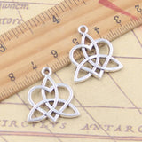 10 Uds. De dijes de amuleto de corazón de 24x22mm, colgantes de Color plata antigua, joyería tibetana hecha a mano DIY