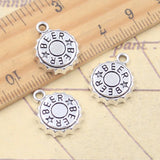 20 piezas dijes tapa de botella de cerveza 18x14x4mm colgantes de Color plata tibetana fabricación de joyería antigua artesanía hecha a mano DIY