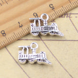 10 Uds. De dijes de tren, locomotora, motor ferroviario, 14x18x5mm, colgantes de Color plata antigua, fabricación de joyería tibetana hecha a mano DIY