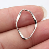 20pcs 25x18mm 3 Colors Opening Twisted Geometric Irregular Elliptical Circle Charms
