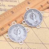 10 Uds. De dijes Oueen Elizabeth Link de 32x32mm, colgantes de Color plata antigua, fabricación de joyería tibetana hecha a mano DIY