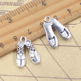 10 Uds. De dijes para zapatos de Ballet, zapatos con punta, 20x16mm, colgantes de Color plata antigua, fabricación de joyería tibetana hecha a mano DIY