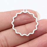 20pcs 30x28mm 5 Colors Openwork Flower Border Charms For DIY Jewelry Making