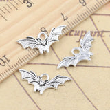 30 Uds. Colgantes de murciélago mosca de Halloween, 9x21mm, colgantes de Color plata antigua, fabricación de joyería tibetana hecha a mano DIY