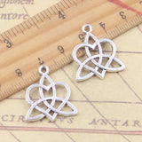 10 Uds. De dijes de amuleto de corazón de 24x22mm, colgantes de Color plata antigua, joyería tibetana hecha a mano DIY