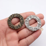 2pcs 41x40mm 2 Colors Antique Bronze Color Antique Silver Color Artistic Wave-Patterned Pleated Circle Pendant Connector