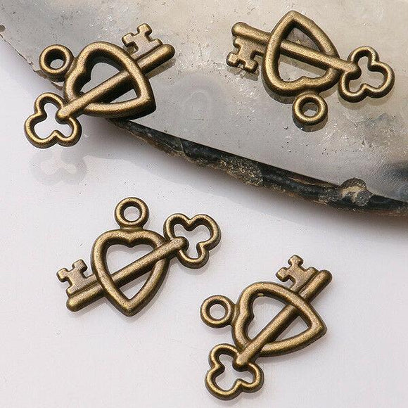 25pcs antiqued bronze color key through heart  design  charms  EF3460