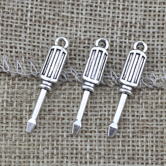10 Pieces/Lot 31mm*6mm Antique Silver Plated Screw Driver Charm Tools Charms Small Alloy Metal Keychain Charm EF4112