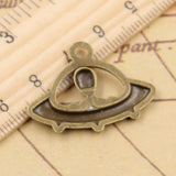 10pcs Charms Alien ET Believe Spaceship 23x30mm Tibetan Bronze Silver Color Pendants Antique Jewelry Making DIY Handmade Craft
