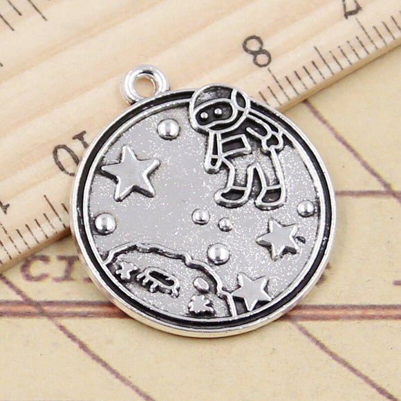 10pcs Charms Astronaut Space Dream Cosmonaut Star 38x35mm Tibetan Silver Color Pendant Antique Jewelry Making DIY Handmade Craft