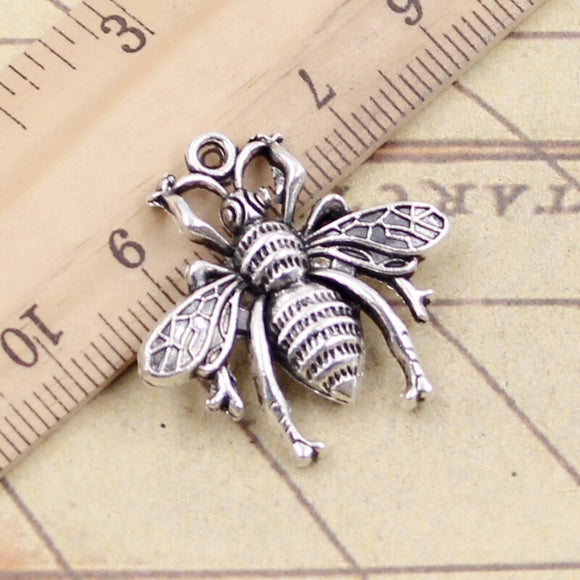 10pcs Charms Bee Bug 26x25mm Tibetan Silver Color Pendants Antique Jewelry Making DIY Handmade Craft