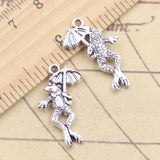 10pcs Charms Frog Holding Lotus Leaf Umbrella 26x15mm Tibetan Silver Color Pendants Antique Jewelry Making DIY Handmade Craft