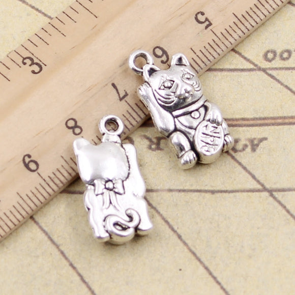 10pcs Charms Lucky Cat 23x11mm Tibetan Silver Color DIY Retro Jewelry Bracelet Necklace Antique Bronze Silver Color Pendant EF3676