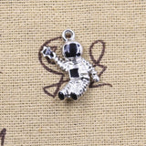 10pcs Charms Space Man Universe Astronaut Star Antique Silver Color Pendants DIY Crafts Making Findings Handmade Tibetan Jewelry