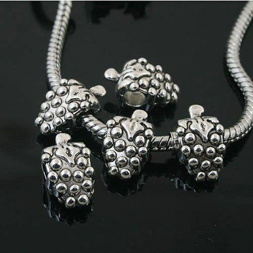 16pcs Tibetan Silver grape spacer Beads Fit European Bracelet l0072