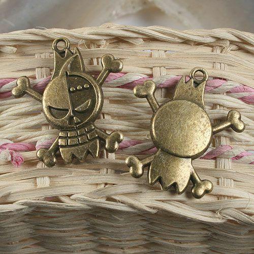 2pcs antiqued bronze tone robot skull design  charms G944