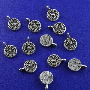 100pcs Tibetan silver tone round textured drop charms h2710