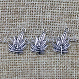 20 Pieces 21.8x13.6mm Antique Silver Color Maple Leaf Charms Keychain Bracelet For DIY Jewelry Making