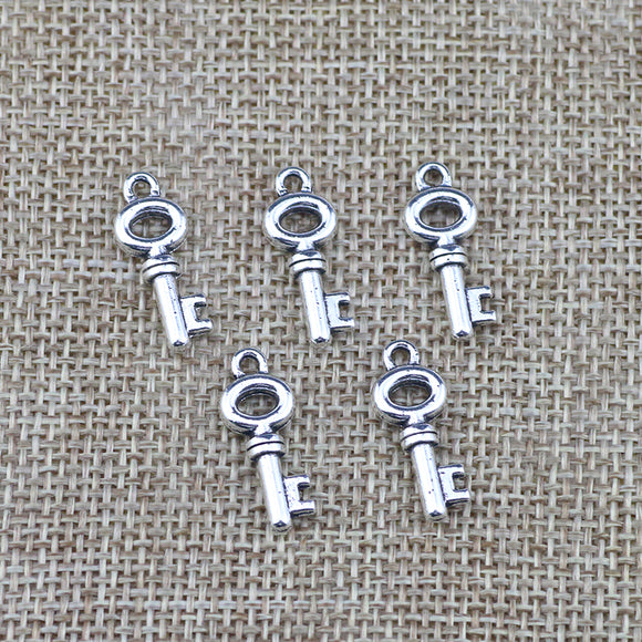 20 Pieces 8*21mm Antique Silver Color Key Wicca Charms Vintage Pendant Keychains Accessory For DIY Jewelry Making