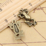 20pcs Charms Frog 22x12mm Tibetan Bronze Silver Color Pendants Antique Jewelry Making DIY Handmade Craft