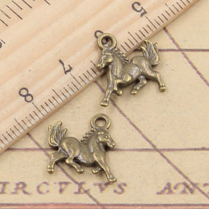 20pcs Charms Horse 19x15mm Tibetan Bronze Silver Color Pendants Antique Jewelry EF3610