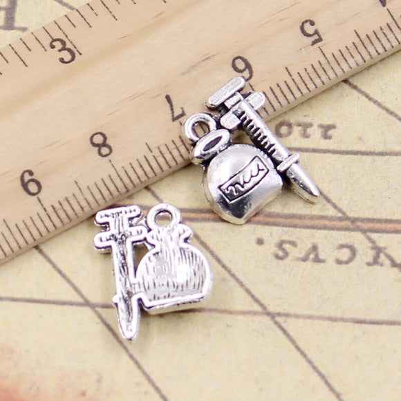 20pcs Charms Injector Medicine Doctor 18x14mm Tibetan Silver Color Pendants Antique Jewelry Making DIY Handmade Craft EF4656