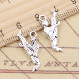 20pcs Charms Kung Fu Hustlesporter Player 22x12mm Tibetan Silver Color Pendants Antique Jewelry Making DIY Handmade Craft